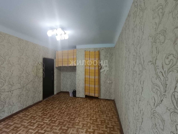 
   Продам комнату, 18.2 м², Театральная ул, 9а

. Фото 1.