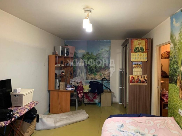 
   Продам 2-комнатную, 43 м², Ударная ул, 23

. Фото 2.