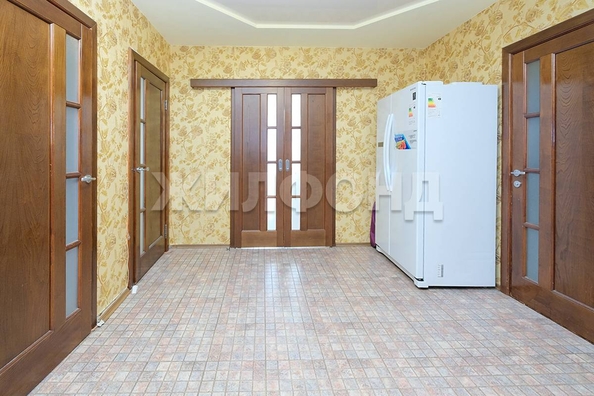 
   Продам 3-комнатную, 77.3 м², Пятницкого ул, 7

. Фото 11.