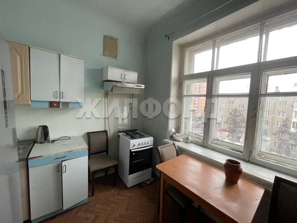 
   Продам 2-комнатную, 55.1 м², Титова ул, 22

. Фото 9.