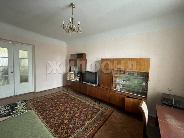 
   Продам 2-комнатную, 55.1 м², Титова ул, 22

. Фото 3.