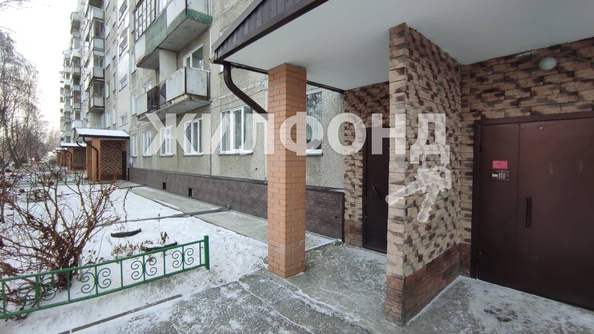 
   Продам 3-комнатную, 59.8 м², Невельского ул, 61

. Фото 19.