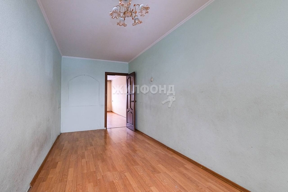 
   Продам 3-комнатную, 62.4 м², Саввы Кожевникова ул, 1/1

. Фото 8.