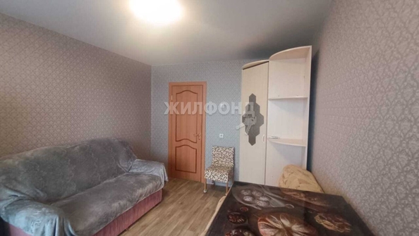 
   Продам 4-комнатную, 99 м², Троллейная ул, 71

. Фото 4.