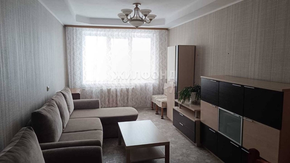 
   Продам 4-комнатную, 99 м², Троллейная ул, 71

. Фото 7.