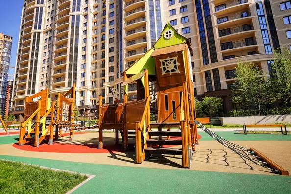 
   Продам 2-комнатную, 76.9 м², Дуси Ковальчук ул, 248/1

. Фото 15.