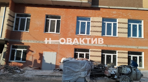 
   Продам помещение свободного назначения, 42 м², 

. Фото 1.