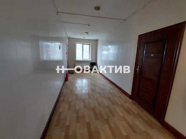 
   Сдам помещение под производство, 1000 м², Революционный пр-кт, 32А

. Фото 5.