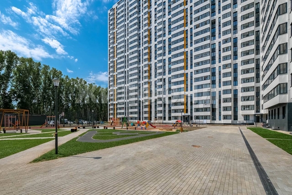 
   Продам студию, 24 м², Петухова ул, 162

. Фото 32.