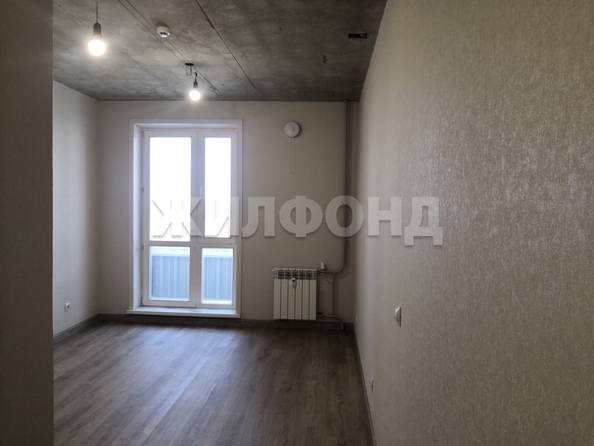 
   Продам 1-комнатную, 19 м², Забалуева ул, 102/1

. Фото 1.