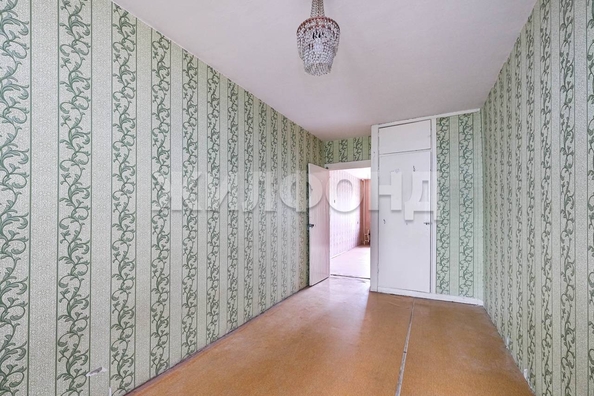 
  Продается 3-комн. квартира, 59.3 м², Курганская ул, д. 38
. Фото 9.