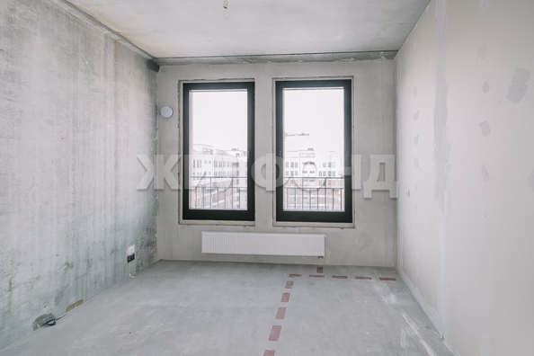 
   Продам 3-комнатную, 156 м², 3-й микрорайон, 1

. Фото 9.