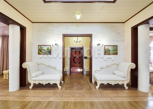 
   Продам дом, 600 м², Криводановка село

. Фото 3.
