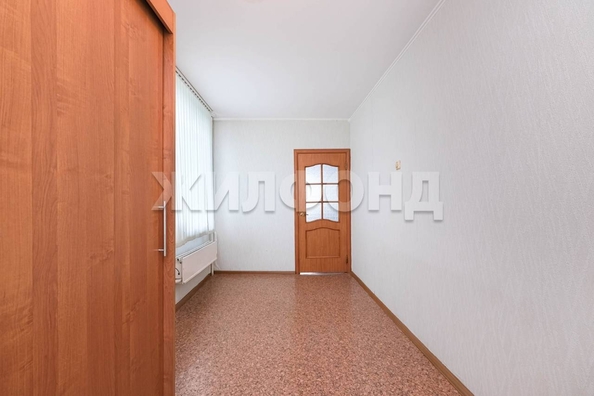 
   Продам 3-комнатную, 59.9 м², Новосибирская ул, 7

. Фото 7.