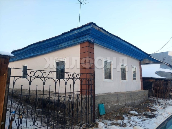 
   Продам дом, 35 м², Новолуговое

. Фото 1.