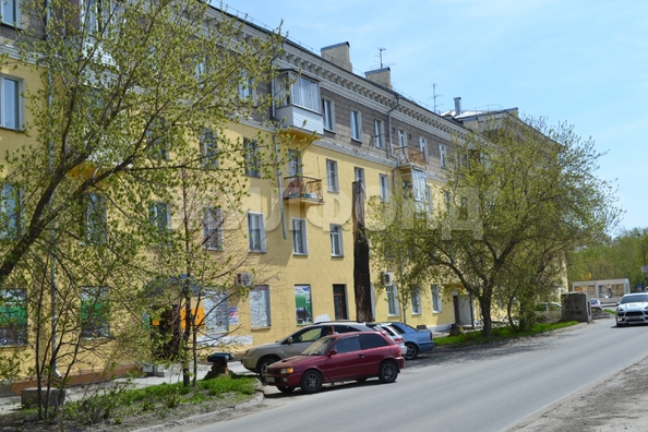 
   Продам 2-комнатную, 51.3 м², Зыряновская ул, 125

. Фото 1.