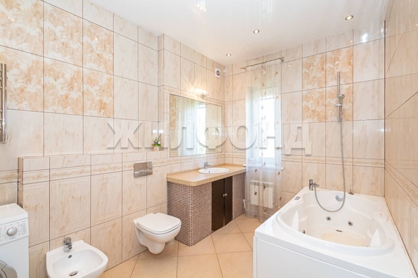 
   Продам дом, 231.5 м², Озерный

. Фото 8.