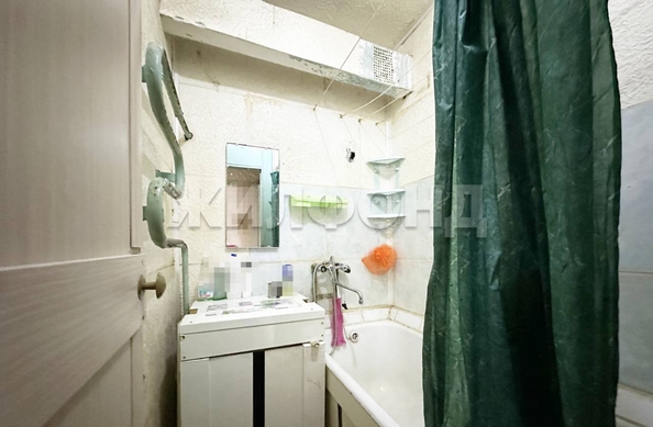 
   Продам комнату, 17.4 м², Петухова ул, 36

. Фото 10.