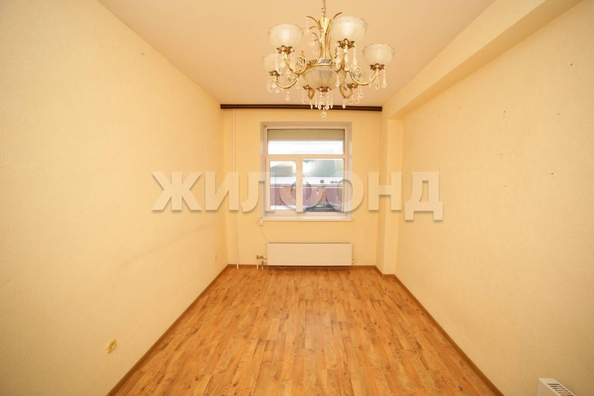 
   Продам 1-комнатную, 42.9 м², Садовая ул, 17

. Фото 8.