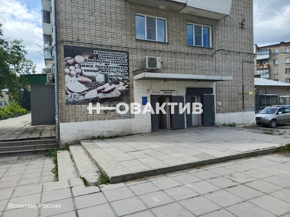 
  Продается торговая площадь, 64.5 м², Центральная ул, д. 18
. Фото 1.