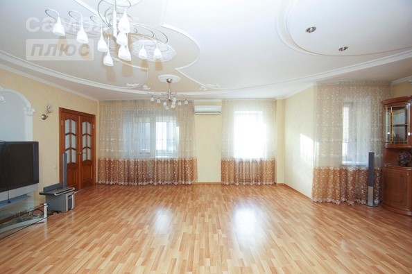 
   Продам 5-комнатную, 210 м², Омская ул, 115/1

. Фото 24.
