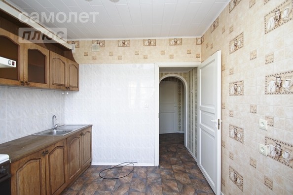 
   Продам 3-комнатную, 63 м², Дмитриева ул, 5/4

. Фото 4.