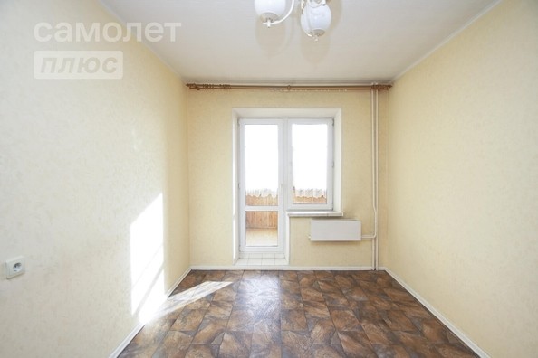 
   Продам 3-комнатную, 63 м², Дмитриева ул, 5/4

. Фото 5.
