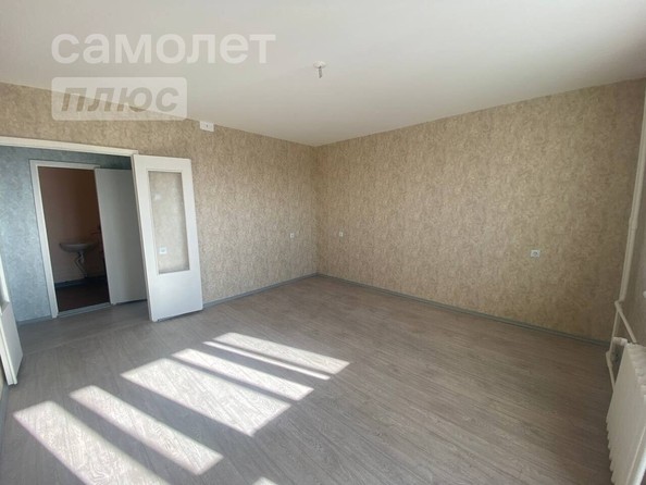 
  Сдам в аренду 2-комнатную квартиру, 57 м², Омск

. Фото 7.