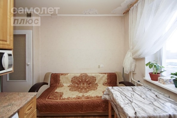
   Продам 1-комнатную, 36.9 м², Малиновского ул, 12к3

. Фото 3.