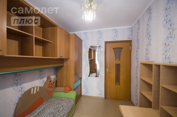 
   Продам 4-комнатную, 58 м², Сергея Тюленина ул, 11

. Фото 9.