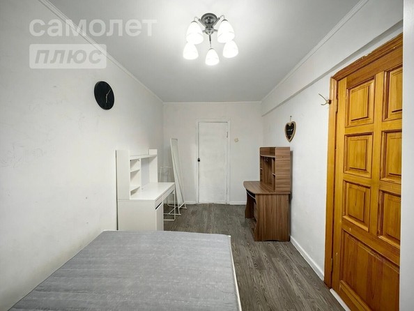 
   Продам 3-комнатную, 55.9 м², Мамина-Сибиряка ул, 9

. Фото 12.