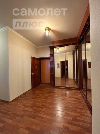 
   Продам 3-комнатную, 67.7 м², Кемеровская ул, 24

. Фото 11.