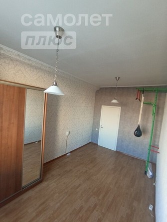 
   Продам 2-комнатную, 62.6 м², Богдана Хмельницкого ул, 162

. Фото 2.