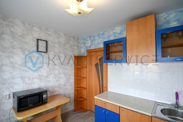 
   Продам 2-комнатную, 52.6 м², Лукашевича ул, 27

. Фото 6.