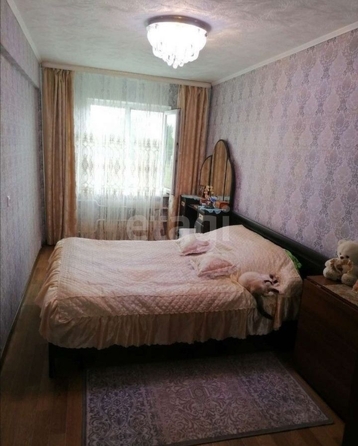 
   Продам 4-комнатную, 78 м², 1 Мая ул, 7

. Фото 1.