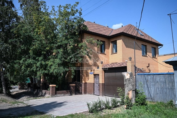 
   Продам дом, 300 м², Омск

. Фото 17.