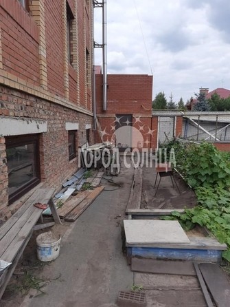 
   Продам дом, 550 м², Омск

. Фото 2.