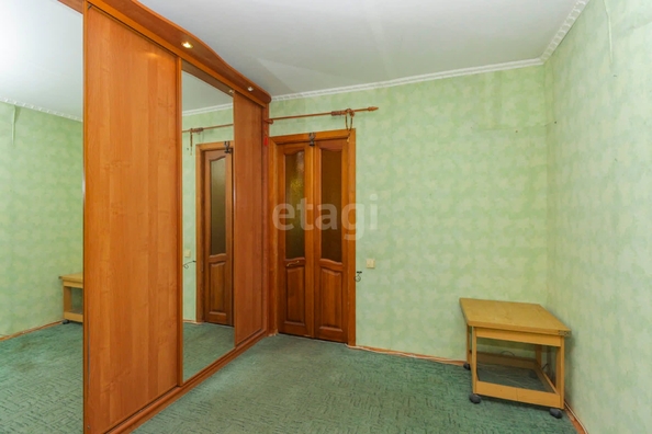 
   Продам 3-комнатную, 61.2 м², Камерный пер, 49

. Фото 1.
