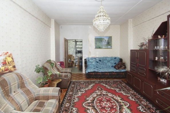 
   Продам 3-комнатную, 87.7 м², Карла Маркса пр-кт, 10

. Фото 3.