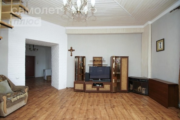 
   Продам 3-комнатную, 110 м², Богдана Хмельницкого ул, 160

. Фото 1.