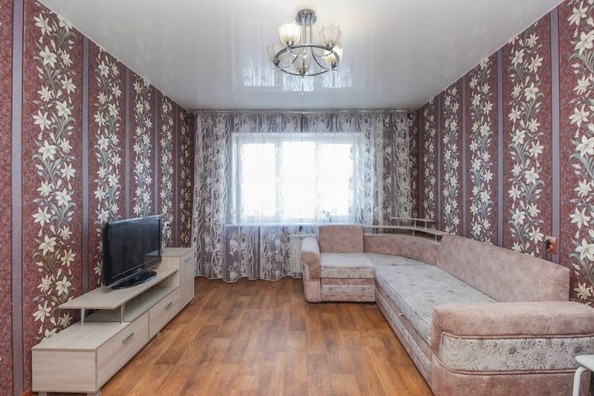 
   Продам 2-комнатную, 52 м², Комарова пр-кт, 5

. Фото 8.