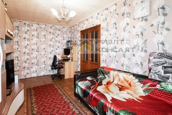 
   Продам 2-комнатную, 41.5 м², Масленникова ул, 241

. Фото 3.