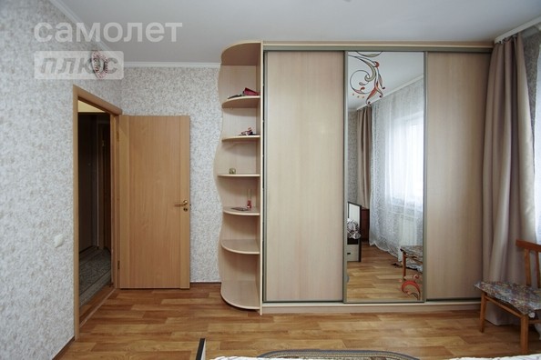 
   Продам 2-комнатную, 52.8 м², Дмитриева ул, 1/2

. Фото 9.
