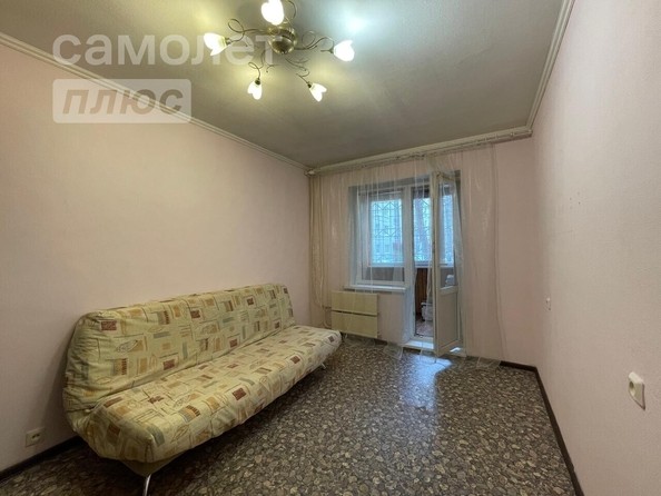 
   Продам 3-комнатную, 62 м², 70 лет Октября ул, 22/2

. Фото 35.