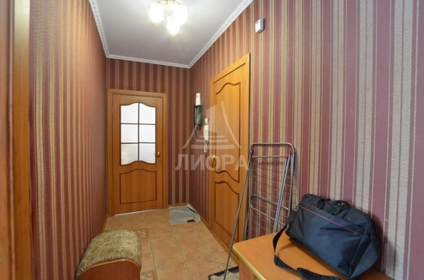 
   Продам 2-комнатную, 52.3 м², 10 лет Октября ул, 105

. Фото 9.