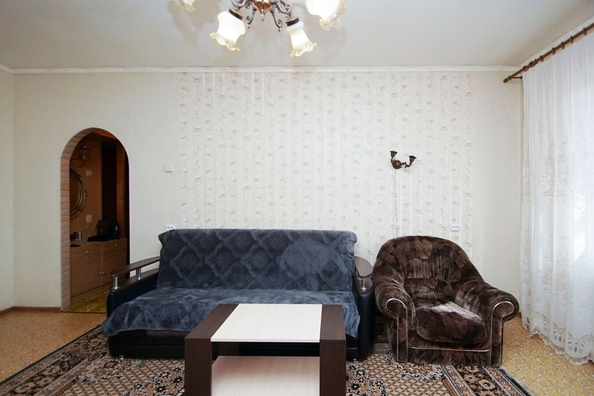 
   Продам 2-комнатную, 53 м², Рокоссовского ул, 10

. Фото 5.
