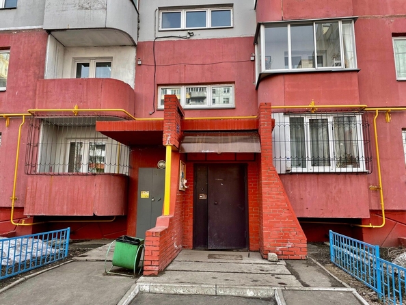 
   Продам 1-комнатную, 37 м², Сергея Тюленина ул, 14

. Фото 7.