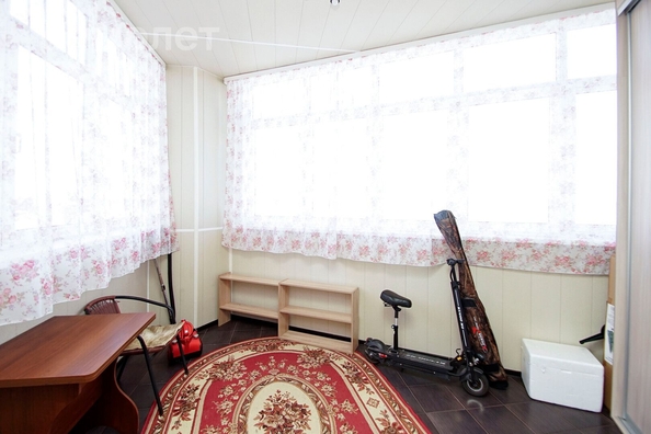 
   Продам 3-комнатную, 90 м², Кемеровская ул, 26

. Фото 3.