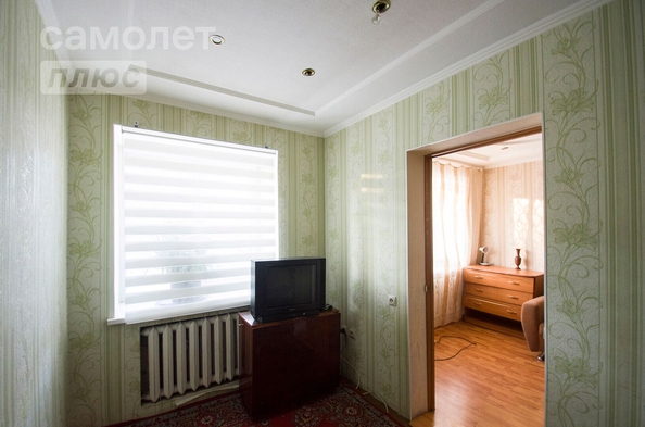 
   Продам 2-комнатную, 42 м², Масленникова ул, 239

. Фото 4.