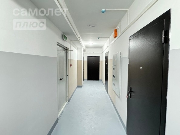 
   Продам 2-комнатную, 60.6 м², Малиновского ул, 16к2

. Фото 2.